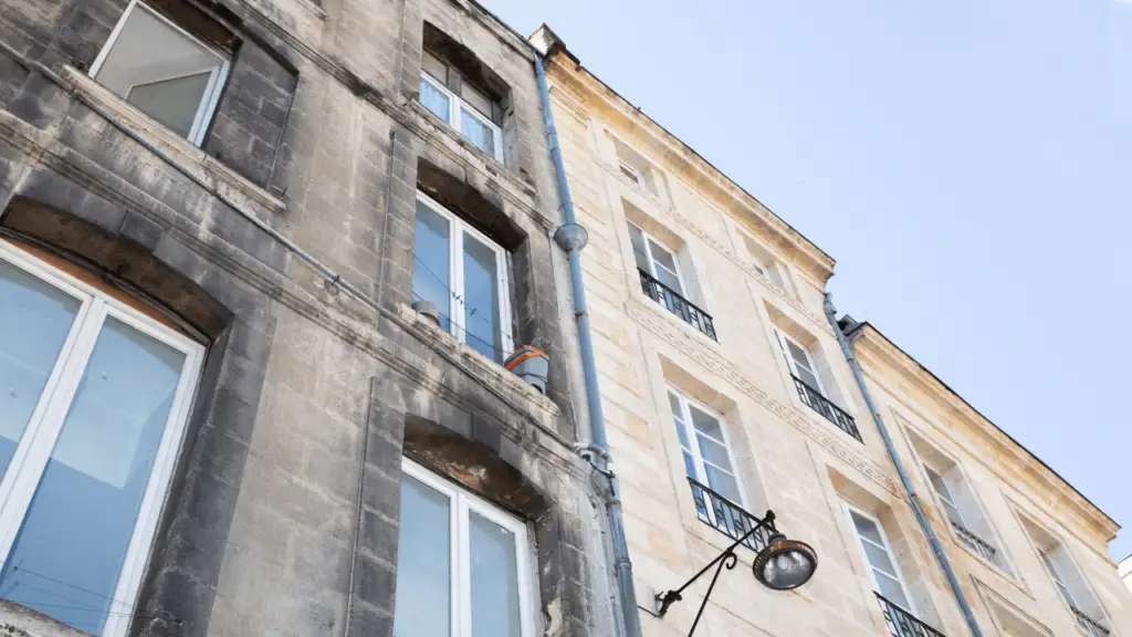 Prime-Wave-Window-Cleaning_Surface-Cleaning-7-Powerful-Reasons-You-Need-It-Today-portada