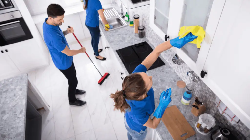 Prime-Wave-Window-Cleaning_What-Is-The-Difference-Between-Deep-Cleaning-And-Surface-Cleaning_-2
