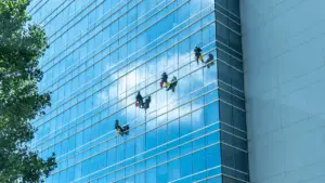 Prime-Wave-Window-Cleaning_Commercial-Window-Cleaning-Cost-Per-Window-7-Key-Price-Factors-portada.png